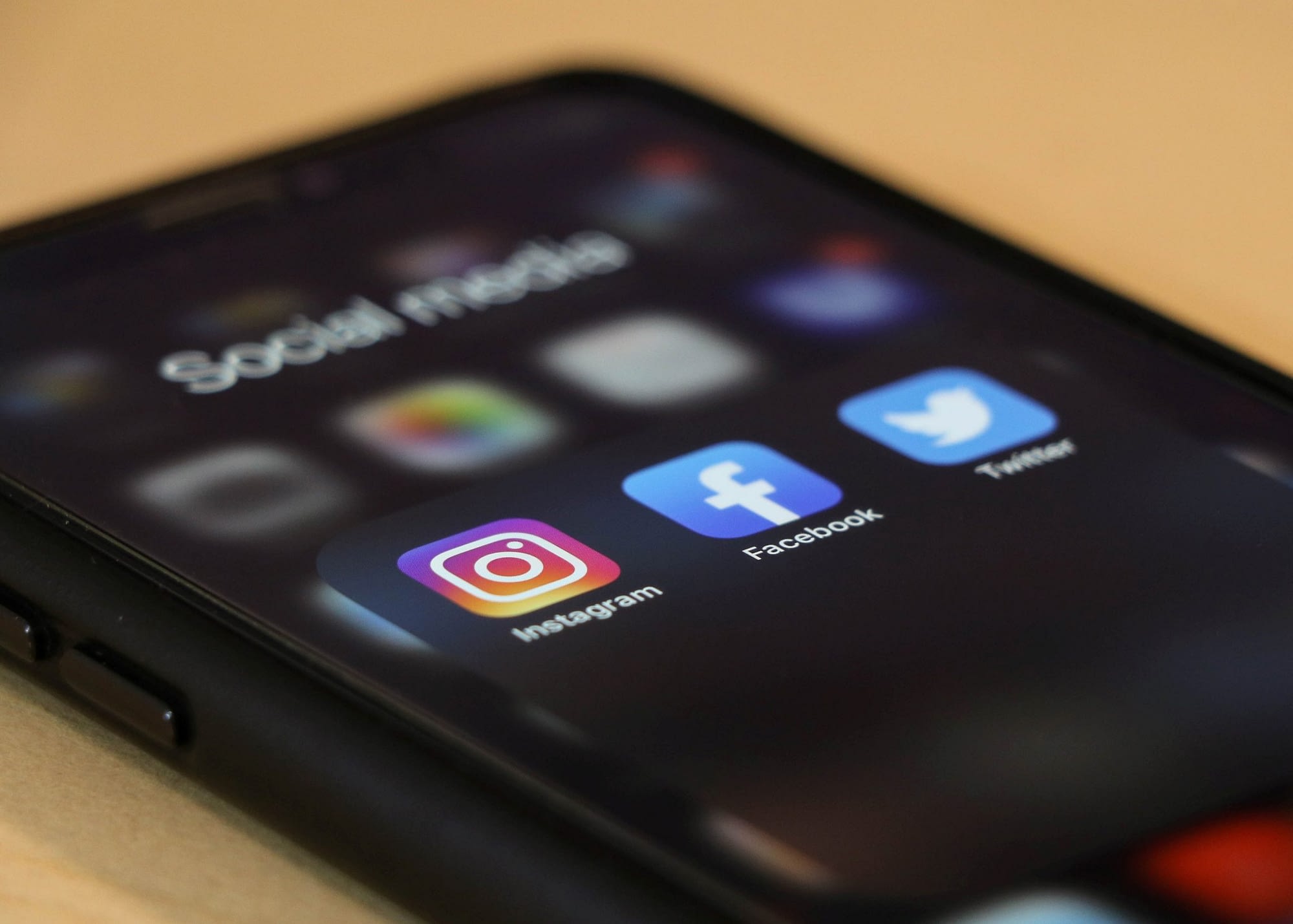 no social media presence