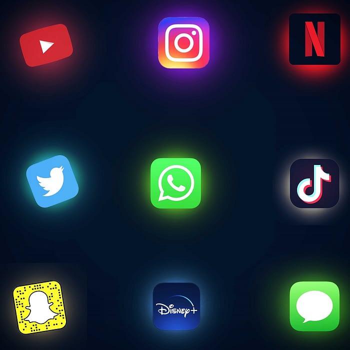advantages and disadvantages of Twitter