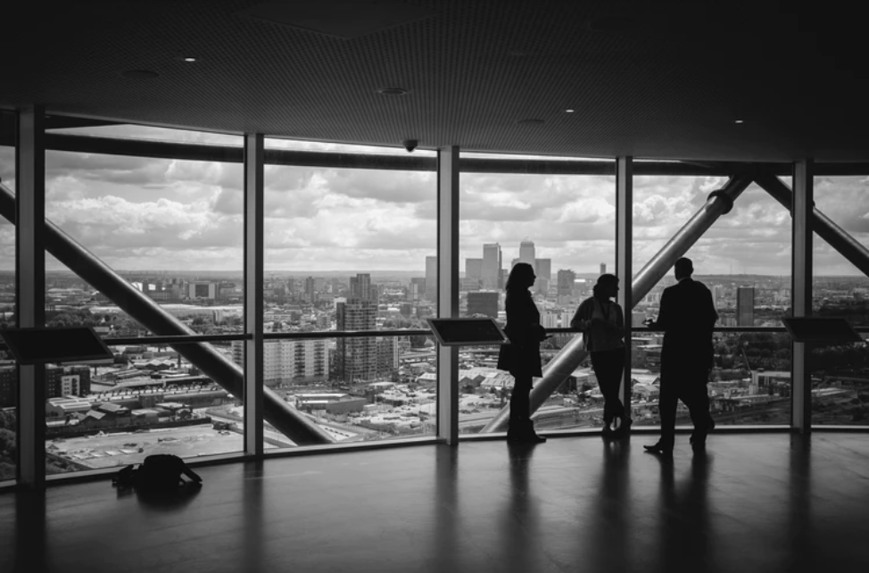4 ways to boost corporate branding